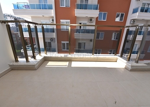 شقة غرفتين وصالة - مؤثثة - قريبة من البحر والاسواق - مهموتلار / الانيا 