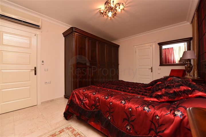 اطلالة على شاطئ كليوباترا - دوبلكس واسعة 3 غرف - في مركز مدينة الانيا 