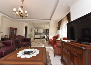 اطلالة على شاطئ كليوباترا - دوبلكس واسعة 3 غرف - في مركز مدينة الانيا 