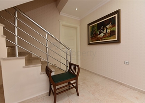 اطلالة على شاطئ كليوباترا - دوبلكس واسعة 3 غرف - في مركز مدينة الانيا 