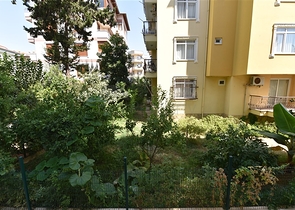 اول صف على البحر - اطلالة مباشرة - شقة مفروشة 3 غرف- في مركز الانيا 