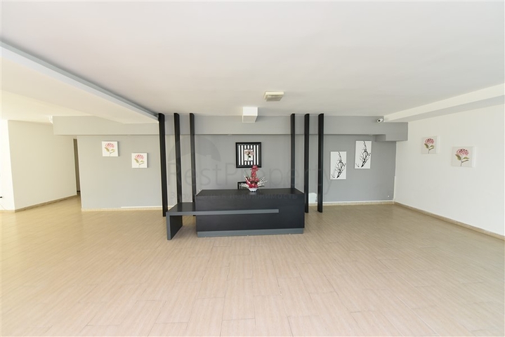 على البحر مباشرة - شقق غرفتين وصالة - ضمن مجمع حديث - كاستل / الانيا 