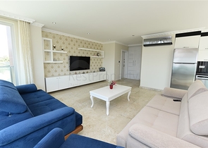 على البحر مباشرة - شقق غرفتين وصالة - ضمن مجمع حديث - كاستل / الانيا 