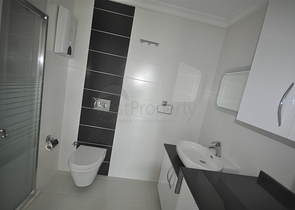 على البحر مباشرة - شقق غرفتين وصالة - ضمن مجمع حديث - كاستل / الانيا 