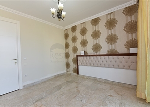 على البحر مباشرة - شقق غرفتين وصالة - ضمن مجمع حديث - كاستل / الانيا 