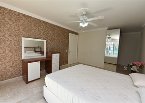 على البحر مباشرة - شقق غرفتين وصالة - ضمن مجمع حديث - كاستل / الانيا 