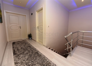 اطلالة بحر - دوبلكس 3 غرف وصالة -مفروشة - في مهموتلار / الانيا 