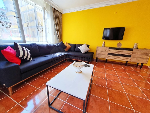 شقة عائلية - غرفتين وصالة - مفروشة - في مهموتلار / الانيا 