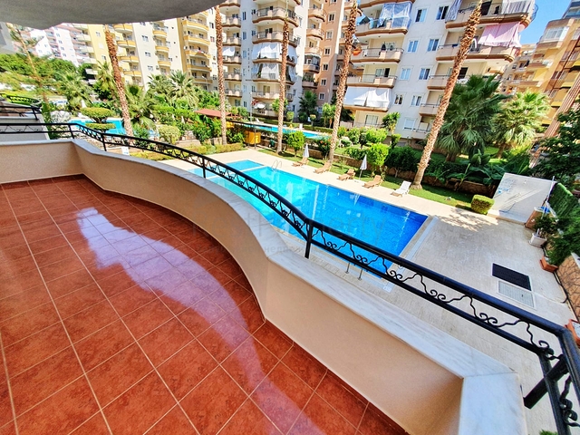 شقة عائلية - غرفتين وصالة - مفروشة - في مهموتلار / الانيا 