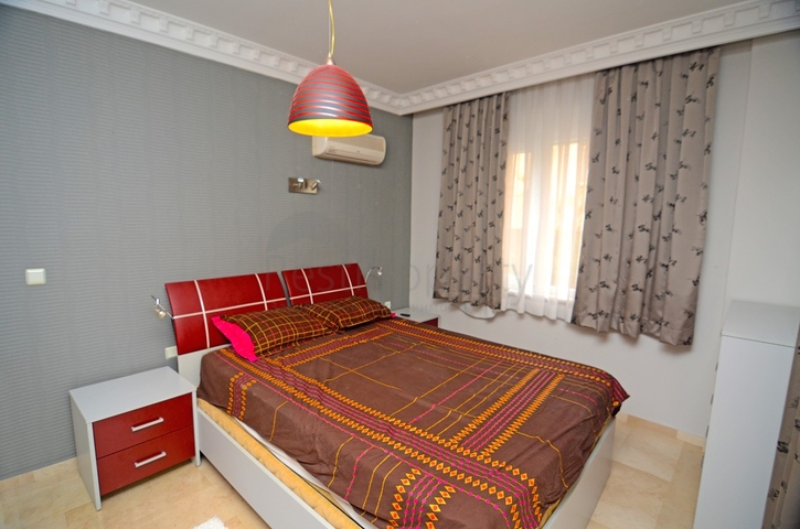 سعر منافس - شقة 2 غرفة وصالة -اثاث جديد - في مهموتلار / الانيا