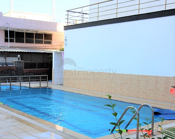 اطلالة بحر - شقة مفروشة - غرفة وصالة - بجانب الاسواق - في مهموتلار / الانيا