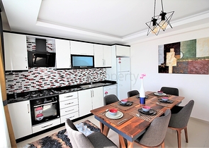 اطلالة بحر - شقة مفروشة - غرفة وصالة - بجانب الاسواق - في مهموتلار / الانيا