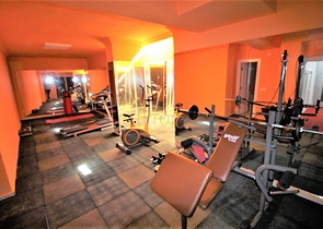 اطلالة بحر - شقة مفروشة - غرفة وصالة - بجانب الاسواق - في مهموتلار / الانيا