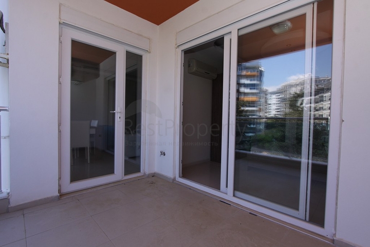 ضمن مجمع يضم خدمات - شقة مفروشة 1+1 - في منطقة توسمور المركزية / الانيا 