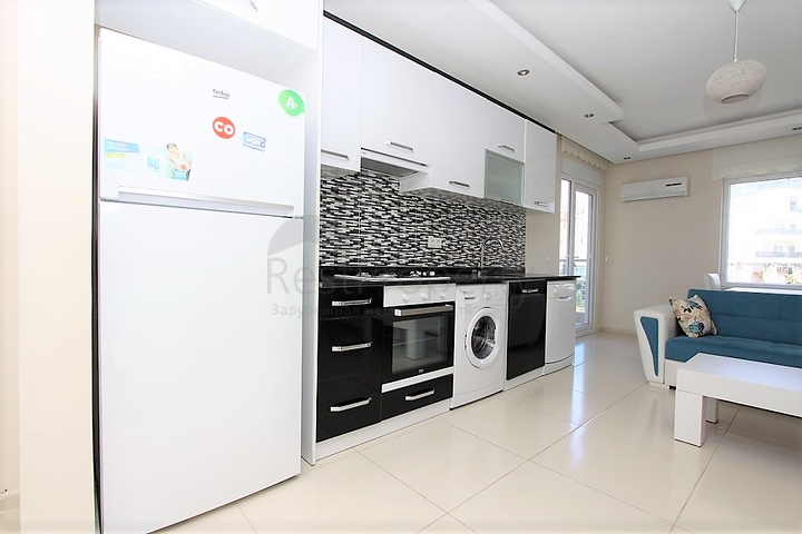 ضمن مجمع يضم خدمات - شقة مفروشة 1+1 - في منطقة توسمور المركزية / الانيا 