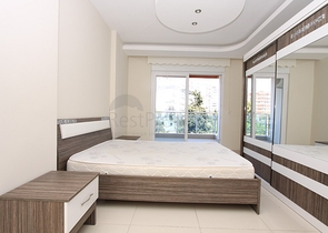 ضمن مجمع يضم خدمات - شقة مفروشة 1+1 - في منطقة توسمور المركزية / الانيا 