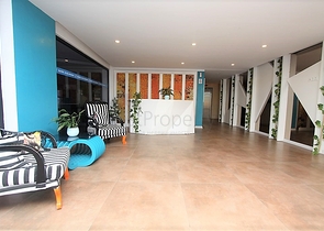 ضمن مجمع يضم خدمات - شقة مفروشة 1+1 - في منطقة توسمور المركزية / الانيا 