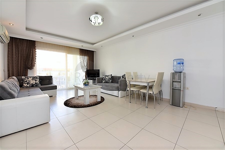 للبيع شقة غرفة وصالة - مفروشة - مجمع يضم كافة الخدمات - افسلار / الانيا 