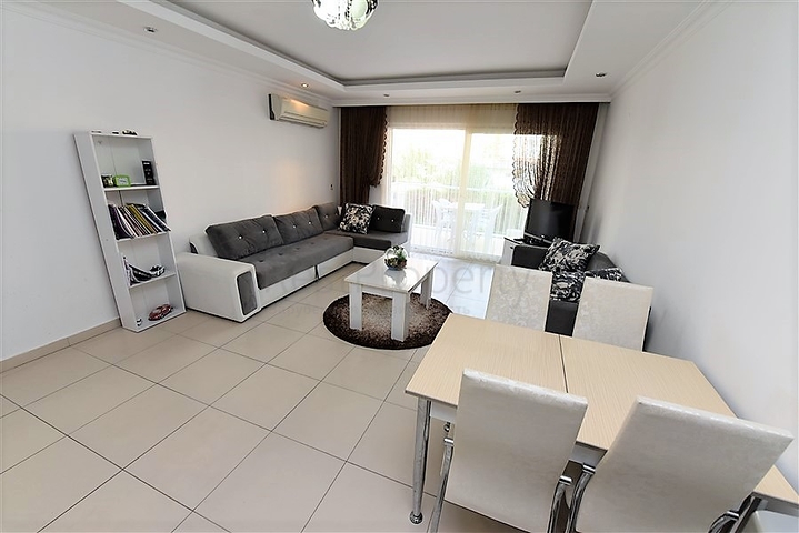 للبيع شقة غرفة وصالة - مفروشة - مجمع يضم كافة الخدمات - افسلار / الانيا 