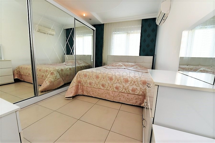 للبيع شقة غرفة وصالة - مفروشة - مجمع يضم كافة الخدمات - افسلار / الانيا 