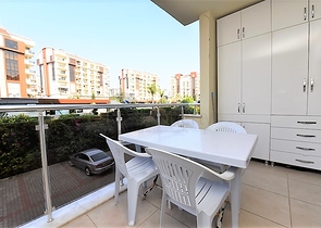 للبيع شقة غرفة وصالة - مفروشة - مجمع يضم كافة الخدمات - افسلار / الانيا 