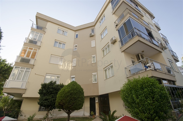 شقة 2 + 1 مع أثاث 5 دقائق سيرا على الأقدام إلى البحر في أنطاليا