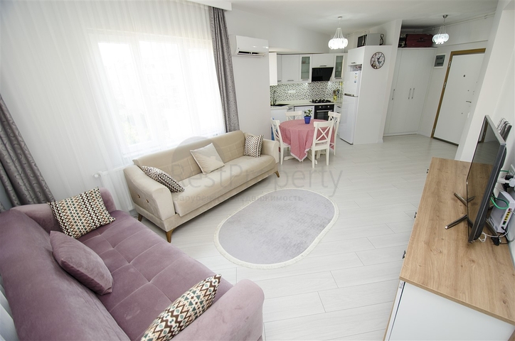 شقة 2 + 1 مع أثاث 5 دقائق سيرا على الأقدام إلى البحر في أنطاليا