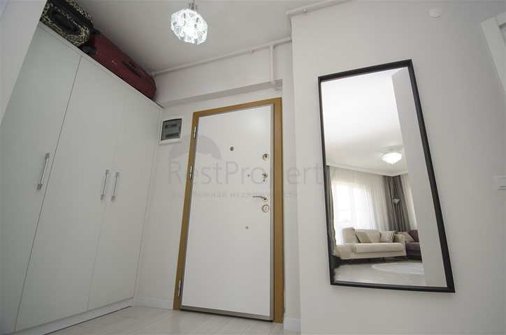 شقة 2 + 1 مع أثاث 5 دقائق سيرا على الأقدام إلى البحر في أنطاليا