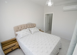 شقة 2 + 1 مع أثاث 5 دقائق سيرا على الأقدام إلى البحر في أنطاليا