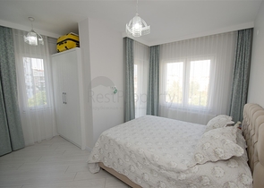 شقة 2 + 1 مع أثاث 5 دقائق سيرا على الأقدام إلى البحر في أنطاليا