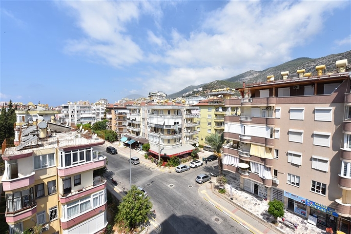 في المركز قريبة من الخدمات - شقة 1+1 - ضمن مجمع سكني فاخر / في مركز الانيا 