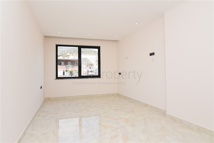 في المركز قريبة من الخدمات - شقة 1+1 - ضمن مجمع سكني فاخر / في مركز الانيا 