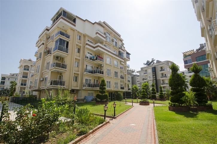 شقة 2 + 1 في منطقة هورما كونيالتي