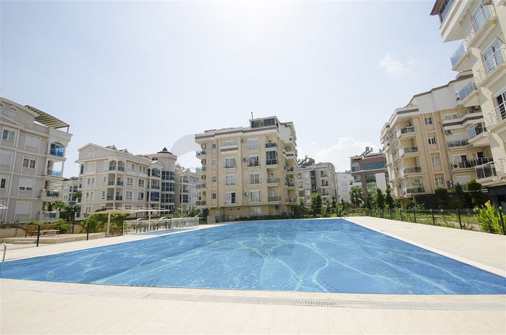 شقة 2 + 1 في منطقة هورما كونيالتي