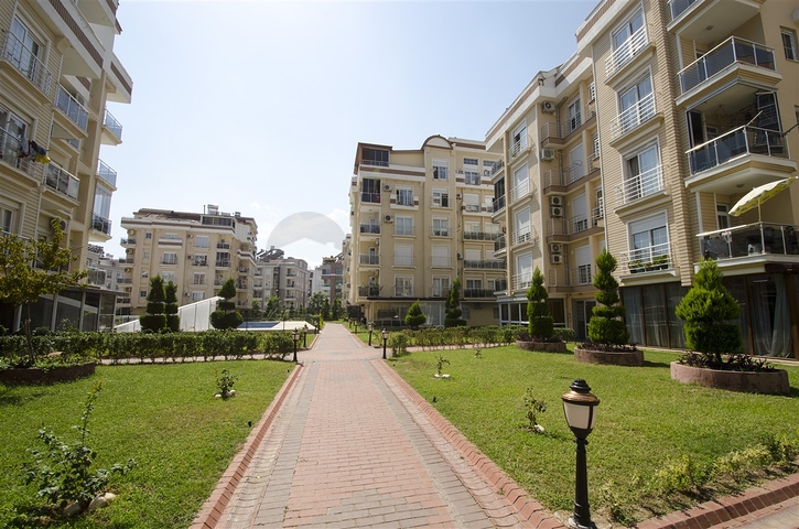 شقة 2 + 1 في منطقة هورما كونيالتي