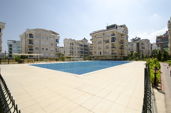 شقة 2 + 1 في منطقة هورما كونيالتي