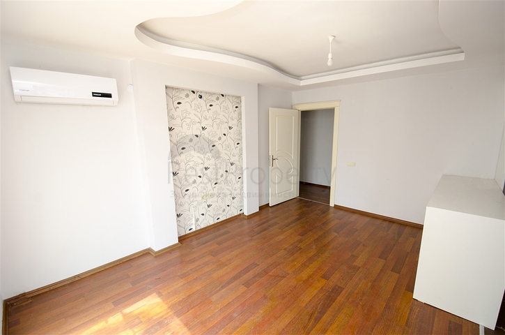 شقة 2 + 1 في منطقة هورما كونيالتي