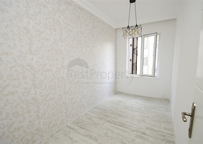 شقة من غرفتين وصالة مع مطبخ منفصل في ليمان كونيالتي