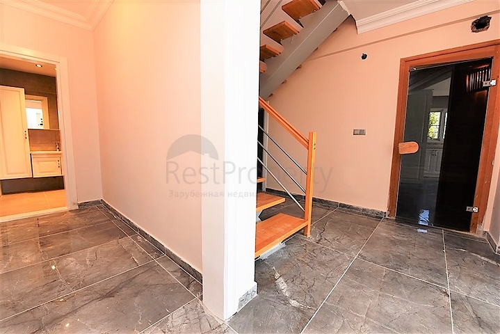 اطلالة بحرية - شقق ودوبلكس - في مركز الانيا