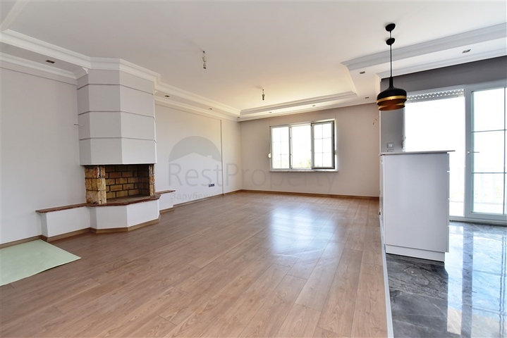 اطلالة بحرية - شقق ودوبلكس - في مركز الانيا