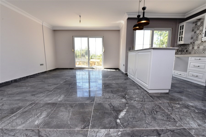 اطلالة بحرية - شقق ودوبلكس - في مركز الانيا