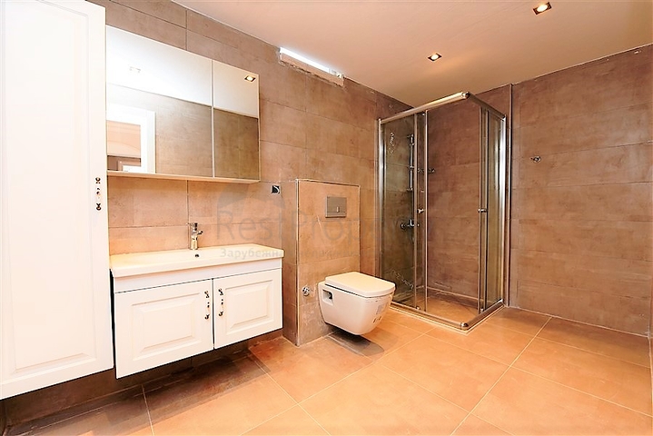 اطلالة بحرية - شقق ودوبلكس - في مركز الانيا