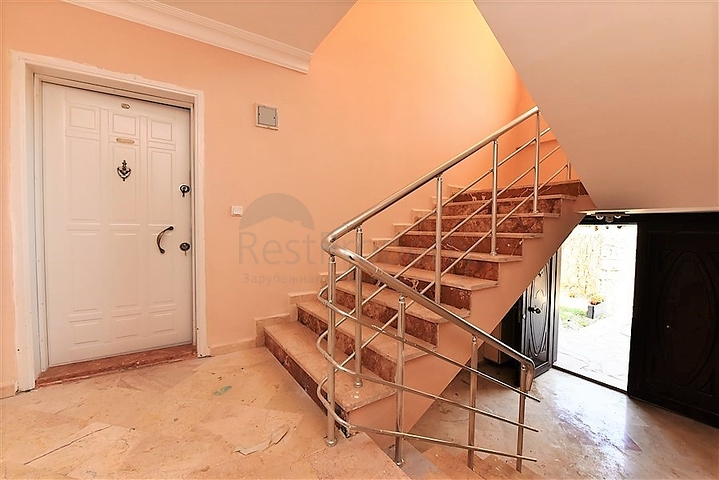 اطلالة بحرية - شقق ودوبلكس - في مركز الانيا