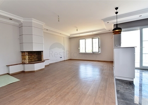 اطلالة بحرية - شقق ودوبلكس - في مركز الانيا