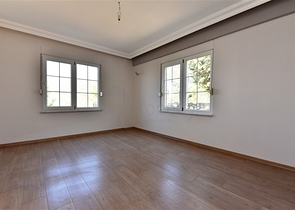 اطلالة بحرية - شقق ودوبلكس - في مركز الانيا