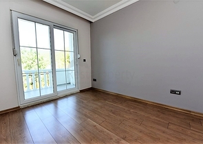 اطلالة بحرية - شقق ودوبلكس - في مركز الانيا