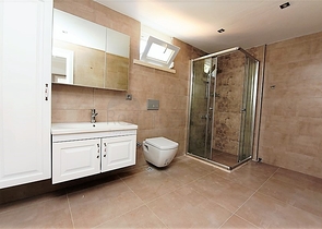 اطلالة بحرية - شقق ودوبلكس - في مركز الانيا