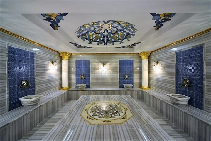 دوبلكس ساحرة - على البحر مبشرة - اثاث فاخر - 3غرف وصالة -مهموتلار / الانيا 