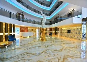 دوبلكس ساحرة - على البحر مبشرة - اثاث فاخر - 3غرف وصالة -مهموتلار / الانيا 