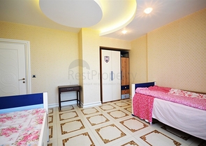 دوبلكس ساحرة - على البحر مبشرة - اثاث فاخر - 3غرف وصالة -مهموتلار / الانيا 